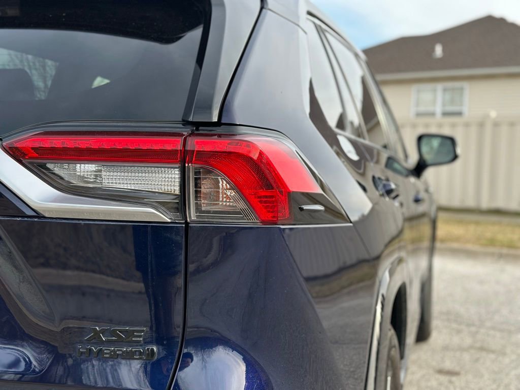 Used 2020 Toyota RAV4 XSE w/ XSE Grade Weather Package image 12