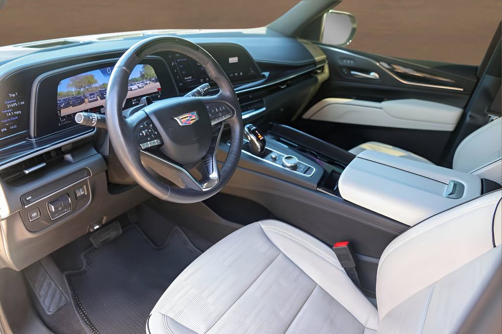 Certified 2023 Cadillac Escalade Sport w/ LPO, ONYX Package image 10