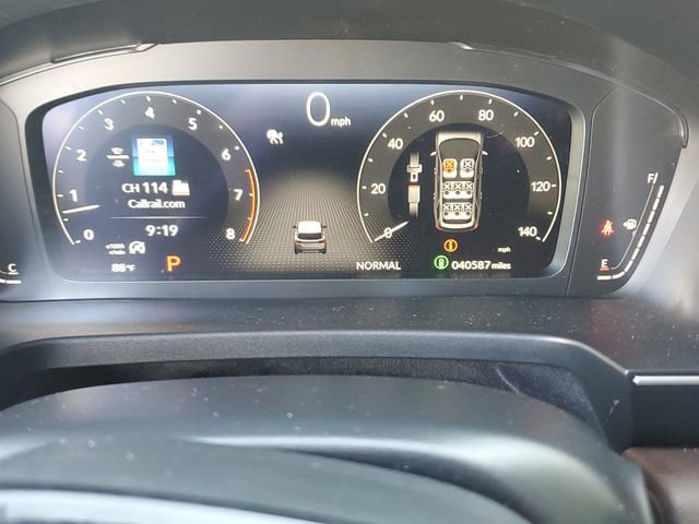 Used 2023 Honda Pilot Elite image 27