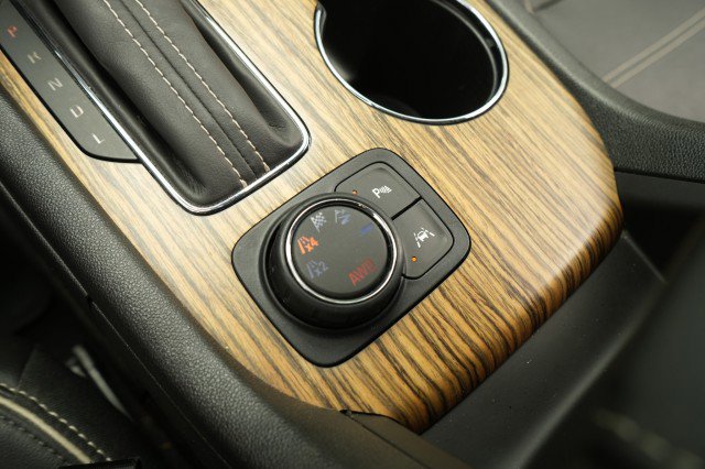 Used 2019 GMC Acadia Denali image 44