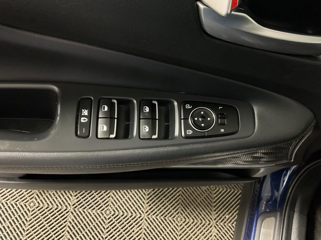 Used 2020 Hyundai Santa Fe Limited image 20