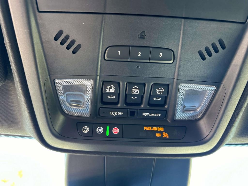 Certified 2024 Cadillac XT4 Luxury w/ Cold Weather Package image 36