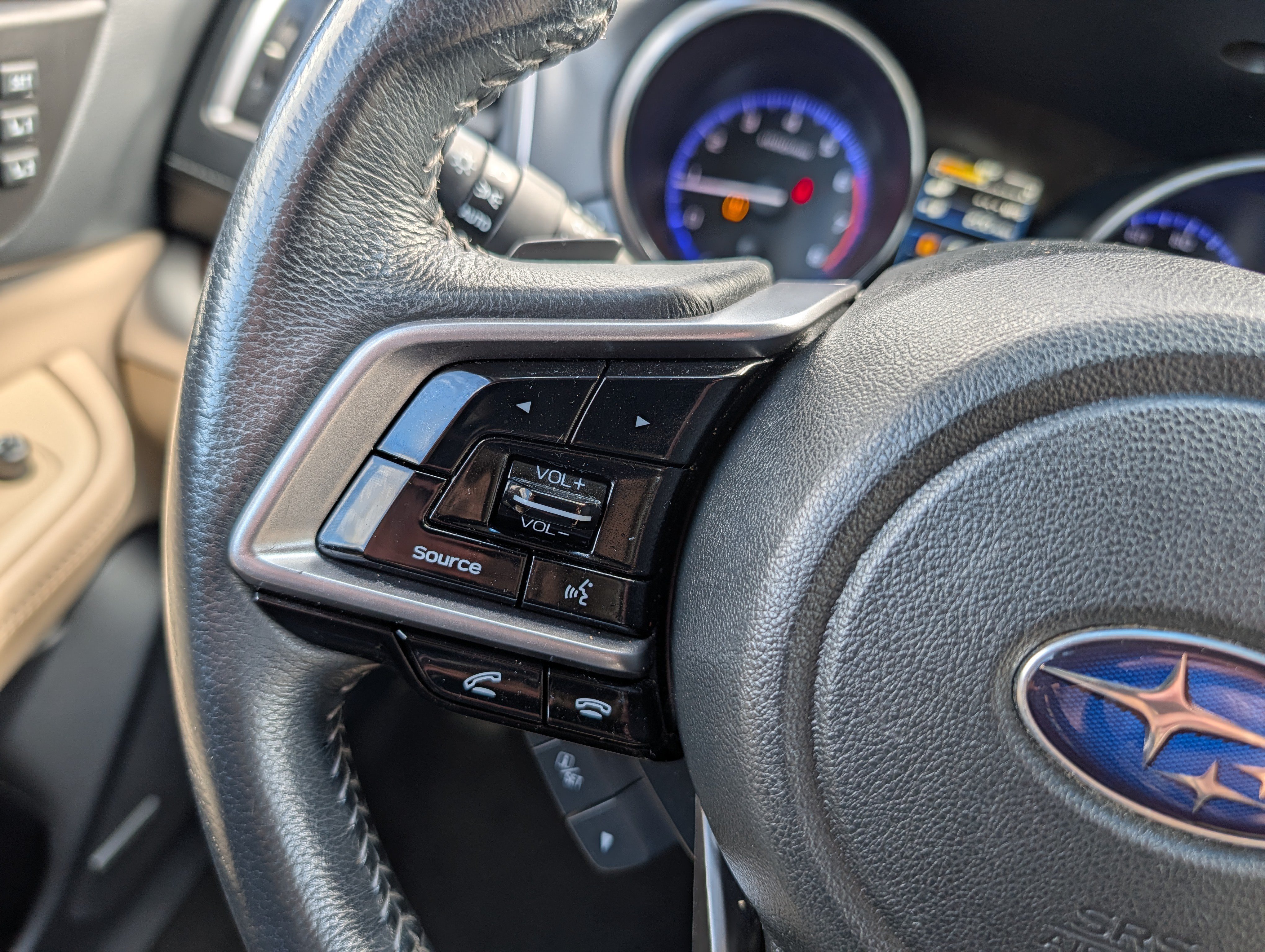 Used 2018 Subaru Outback 2.5i Limited AWD/4WD image 29