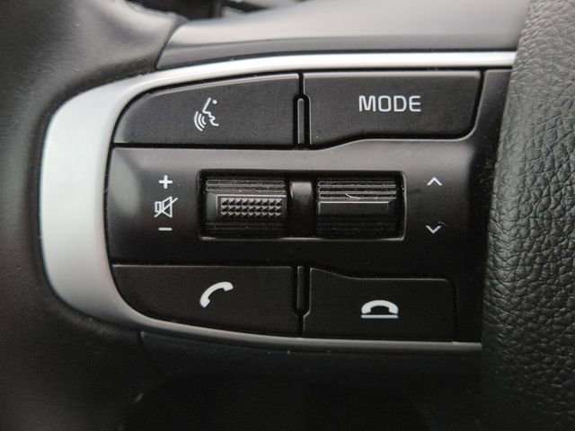 Used 2023 Kia K5 GT-Line image 12