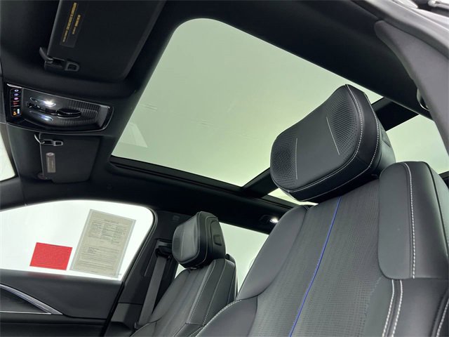 Used 2024 Cadillac Lyriq Sport image 19