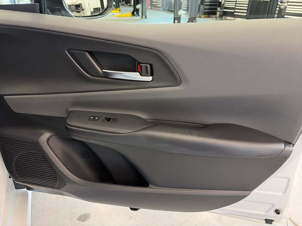 Used 2024 Toyota Prius XLE AWD/4WD image 22