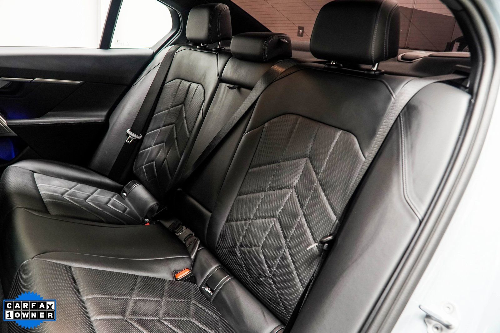 Used 2025 BMW i5 M60 w/ Premium Package image 41