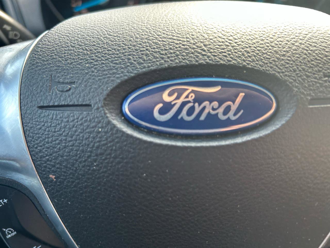 Used 2014 Ford Escape SE image 20