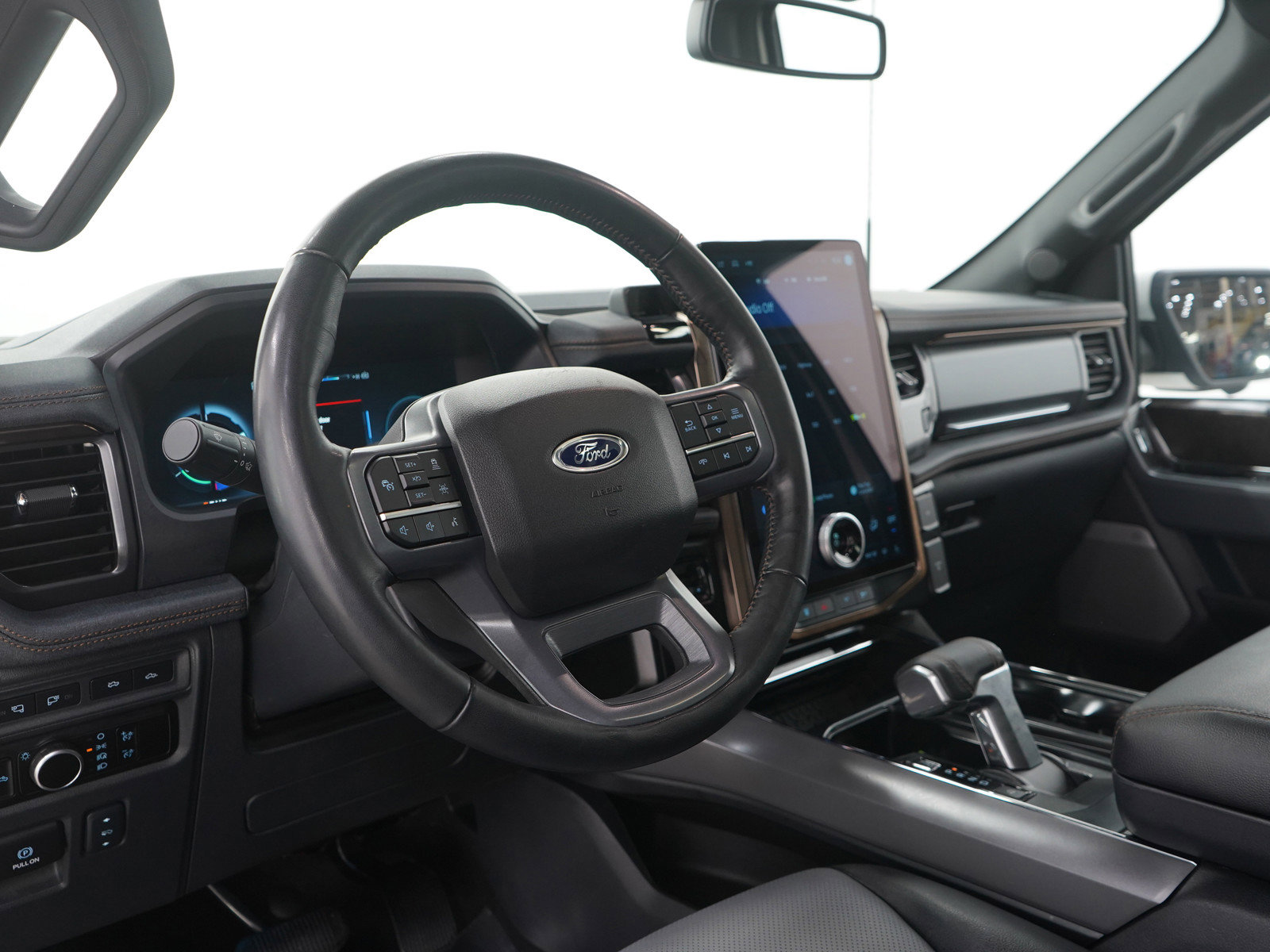 Used 2023 Ford F150 Lightning Lariat w/ Equipment Group 511A High AWD/4WD image 29