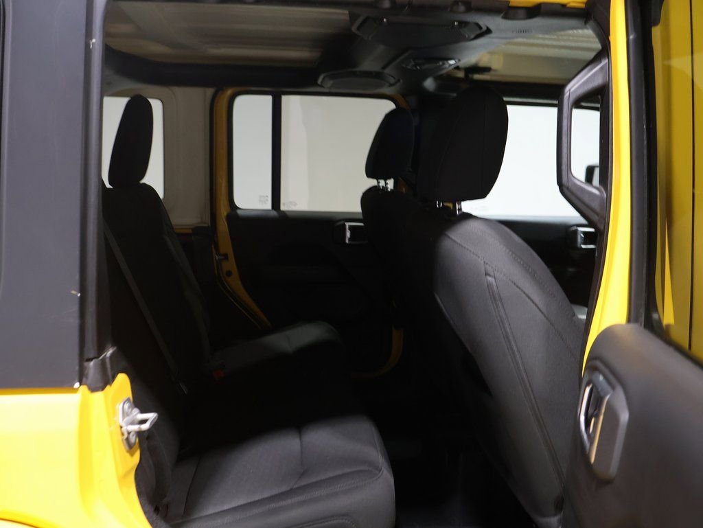 Used 2021 Jeep Wrangler Unlimited Sahara image 22