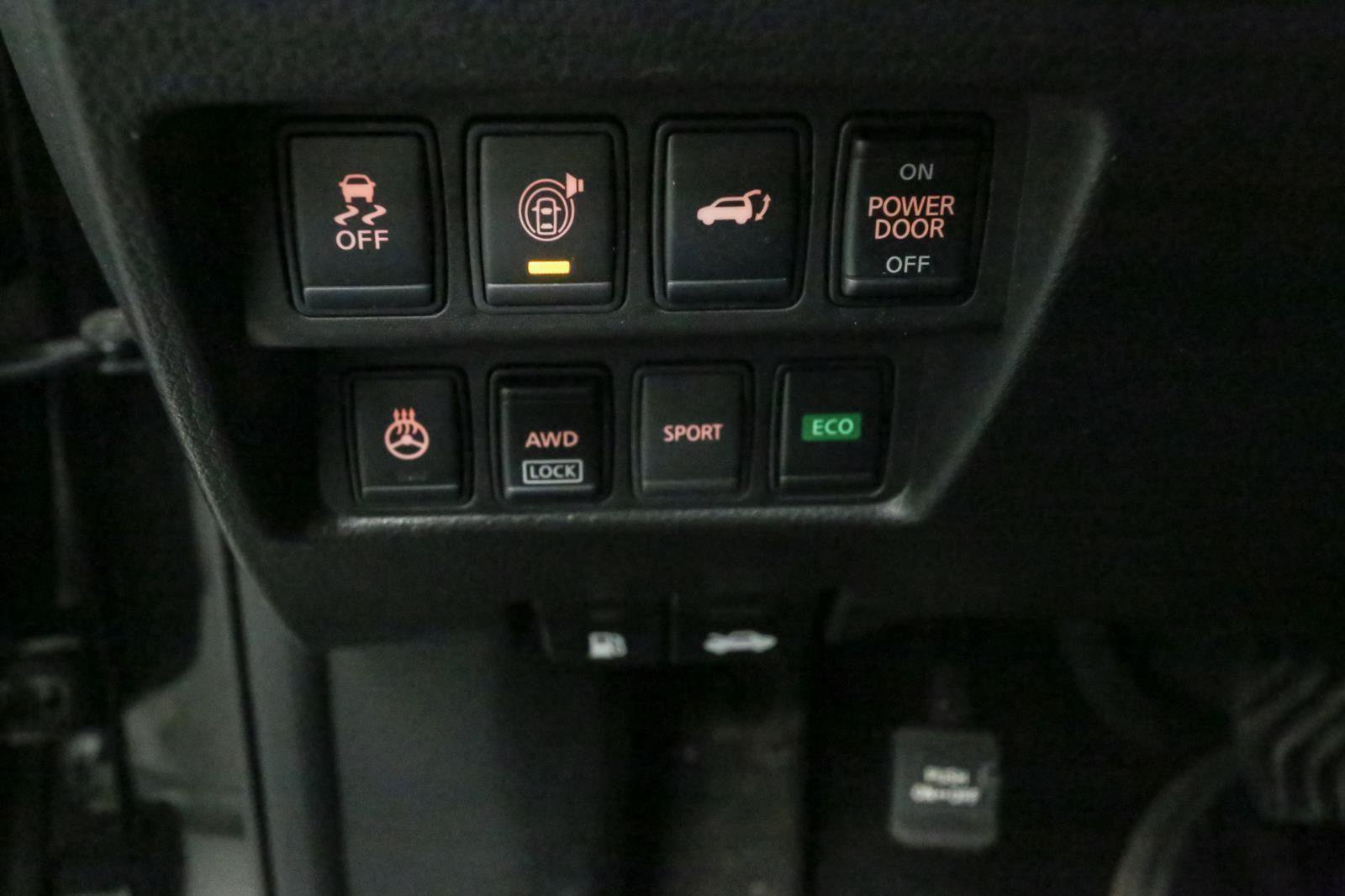 Used 2017 Nissan Rogue SL AWD/4WD image 38