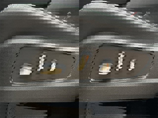 Used 2022 Cadillac XT5 Premium Luxury w/ Technology Package image 28