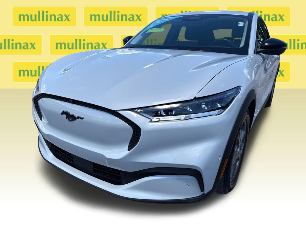 Certified 2023 Ford Mustang Mach-E Select AWD/4WD image 10