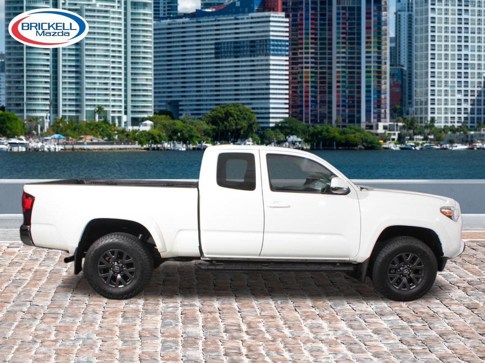 Used 2021 Toyota Tacoma SR5 RWD image 7