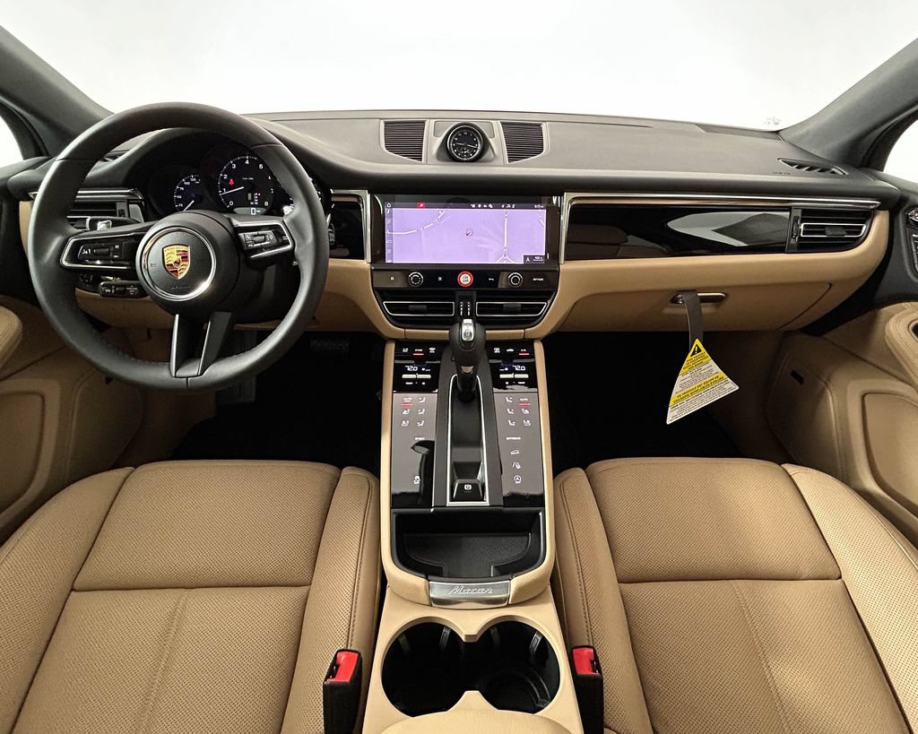 New 2026 Porsche Macan AWD/4WD image 13