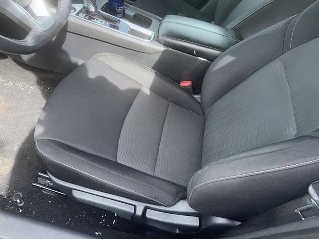 Used 2020 Nissan Sentra SV w/ Trunk Package FWD image 8