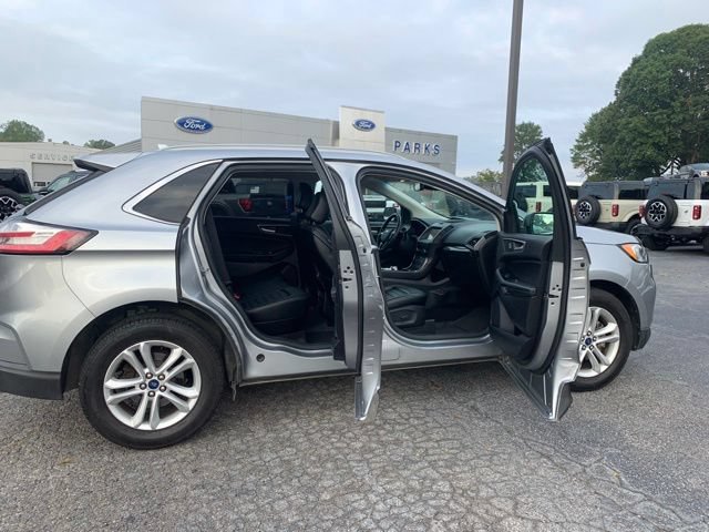 Used 2020 Ford Edge SEL w/ Convenience Package FWD image 11