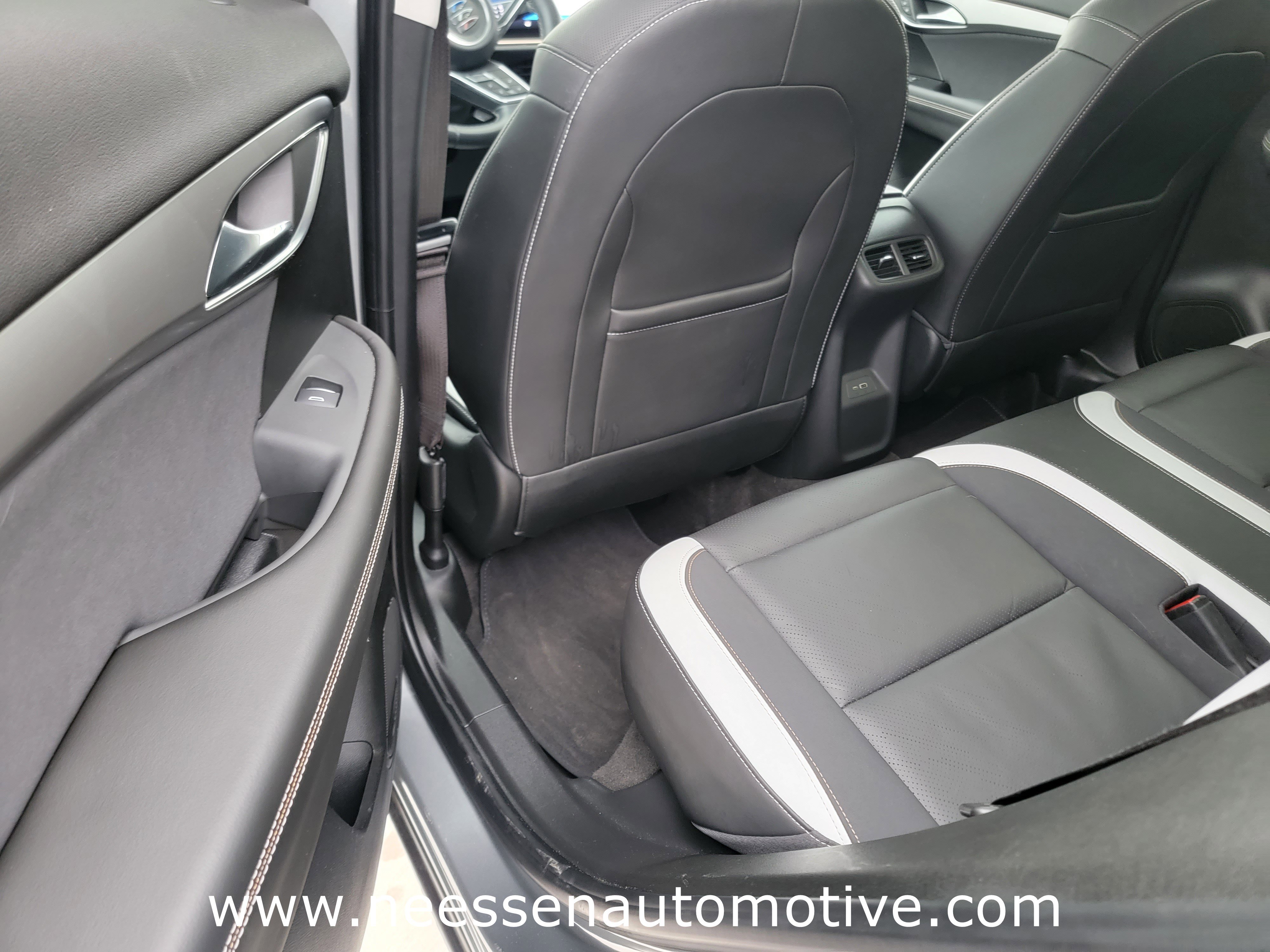 Used 2025 Buick Envision Sport Touring image 13