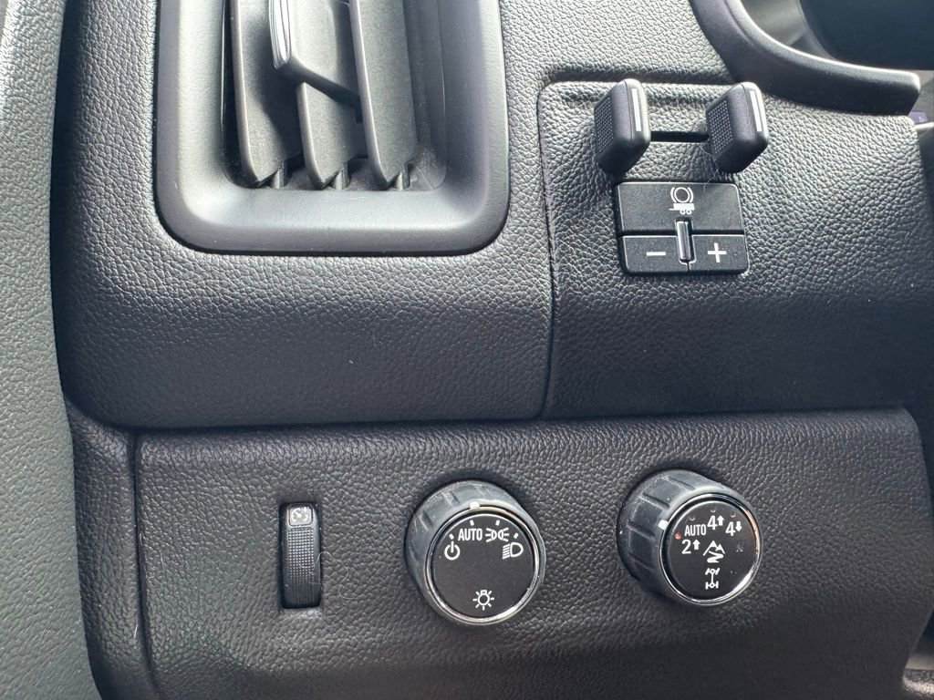 Used 2021 Chevrolet Colorado ZR2 image 25