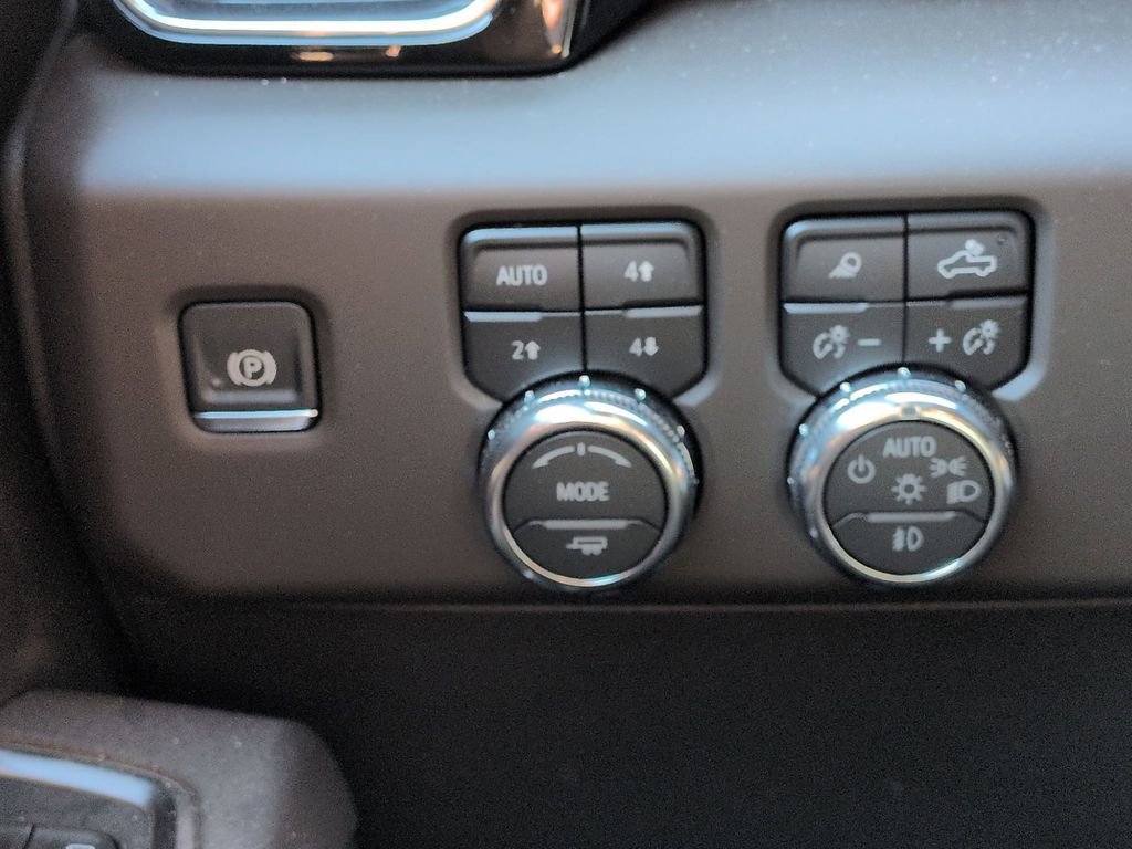 Certified 2026 GMC Sierra 1500 Denali w/ Denali Reserve Package AWD/4WD image 19
