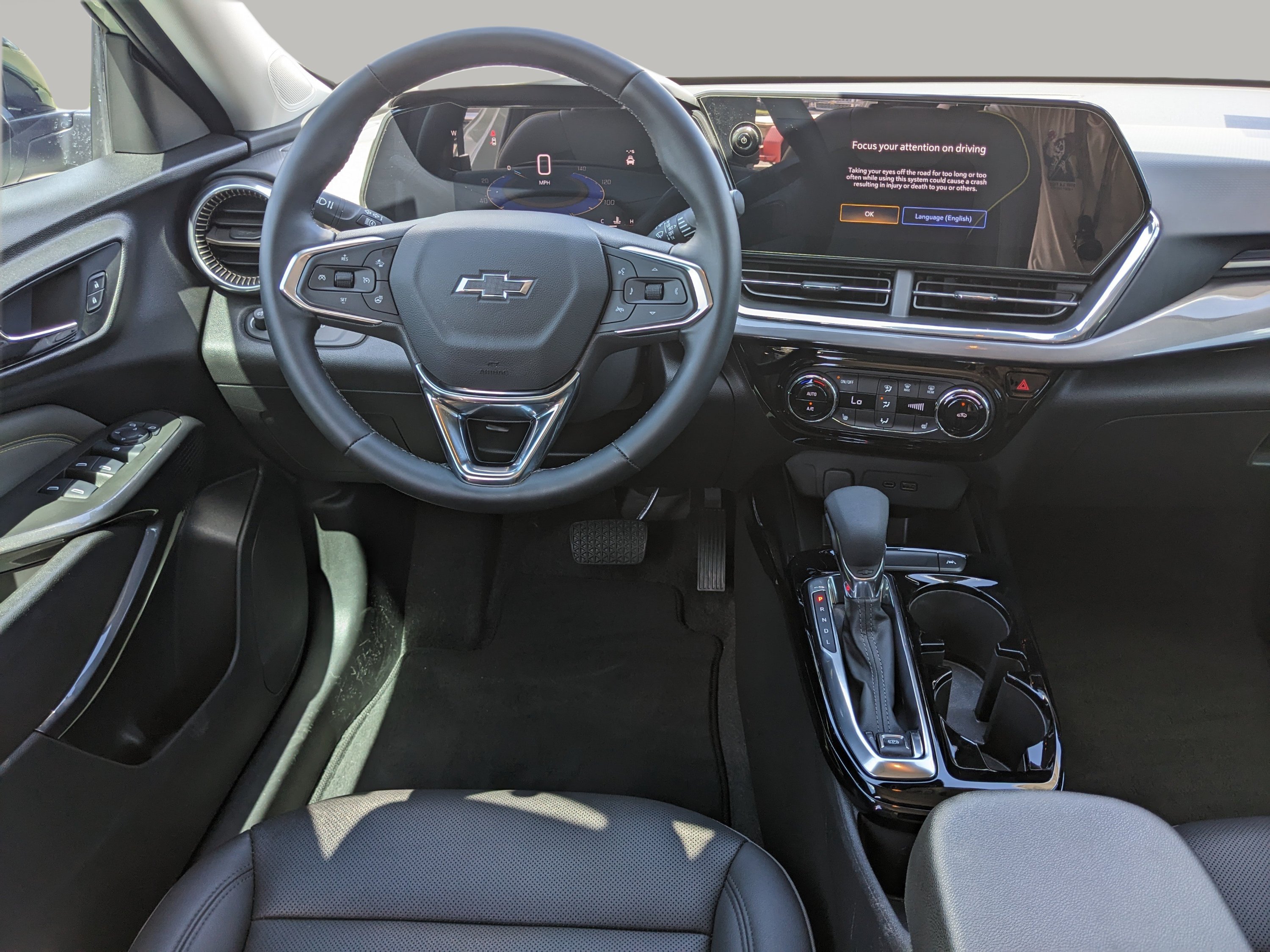 Used 2025 Chevrolet Trax ACTIV w/ Driver Confidence Package FWD image 14