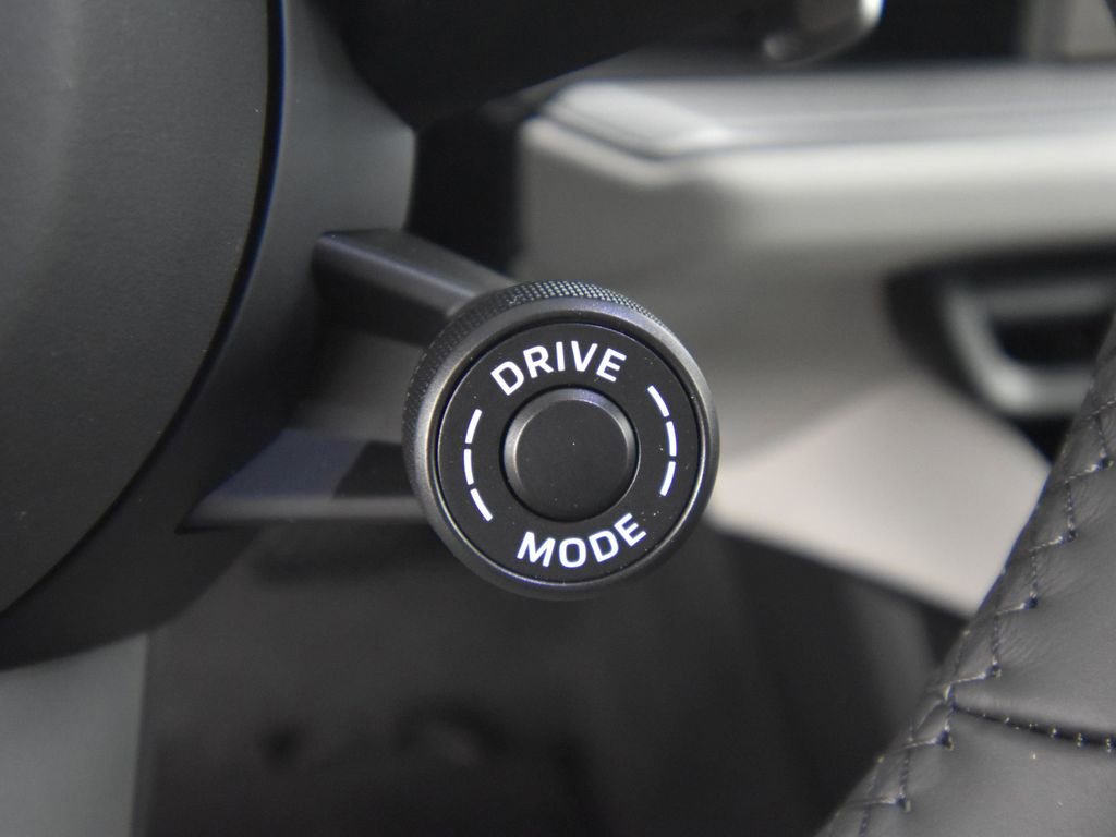 New 2026 Porsche Cayenne image 26