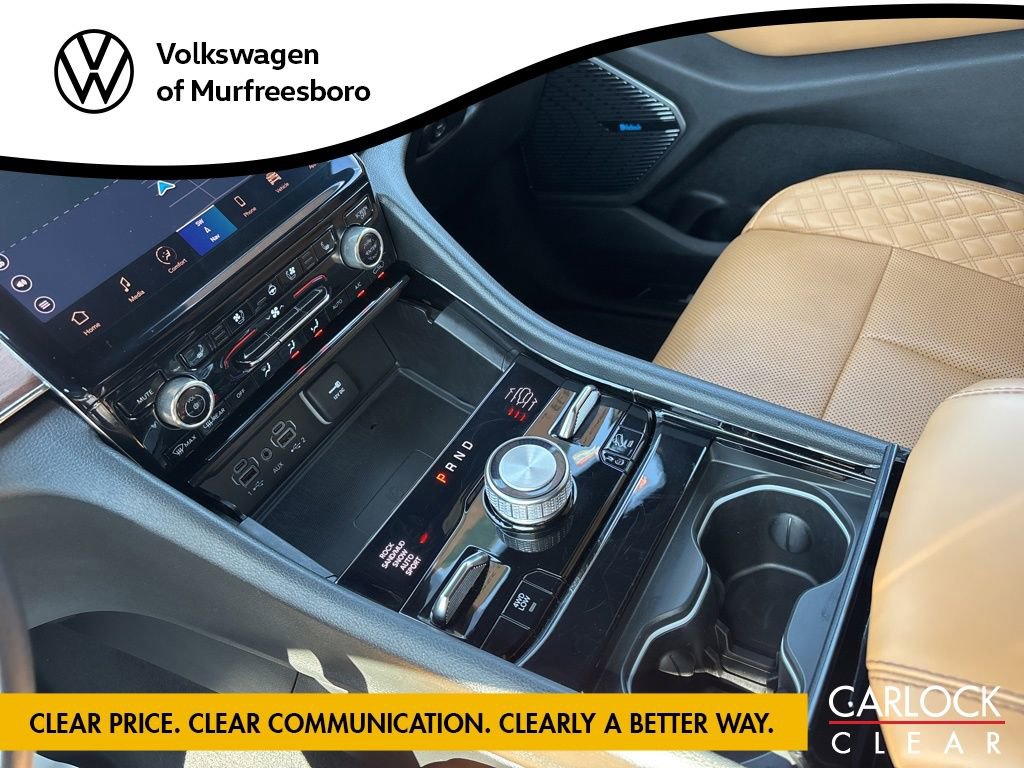 Used 2023 Jeep Grand Cherokee L Summit w/ High Altitude Package image 20