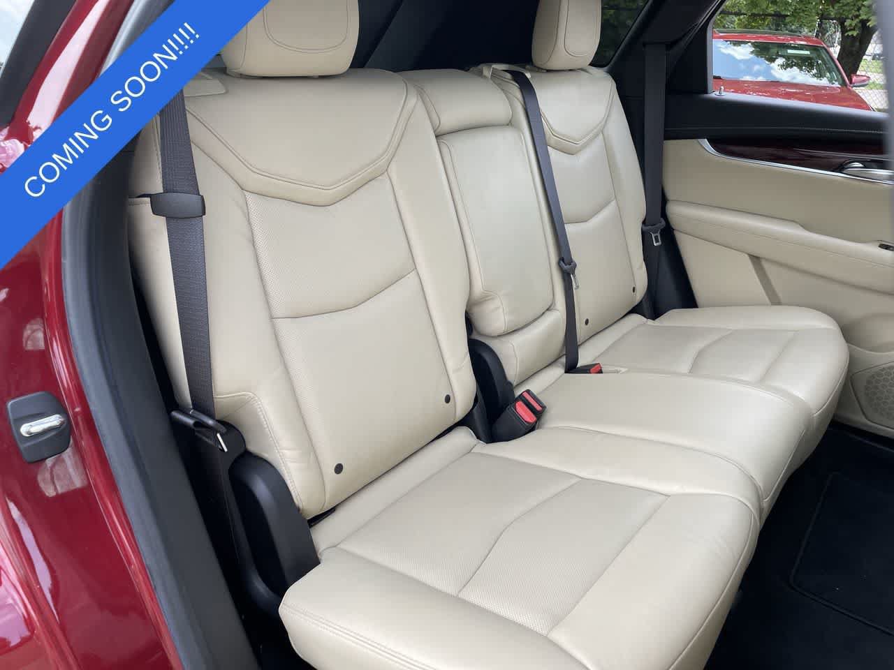 Used 2017 Cadillac XT5 Luxury w/ Driver Awareness Package AWD/4WD image 14
