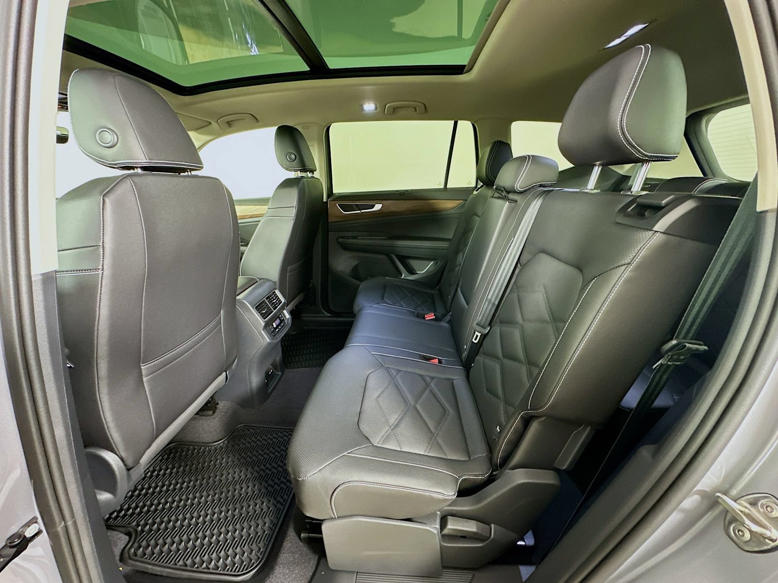 New 2026 Volkswagen Atlas SE AWD/4WD image 37