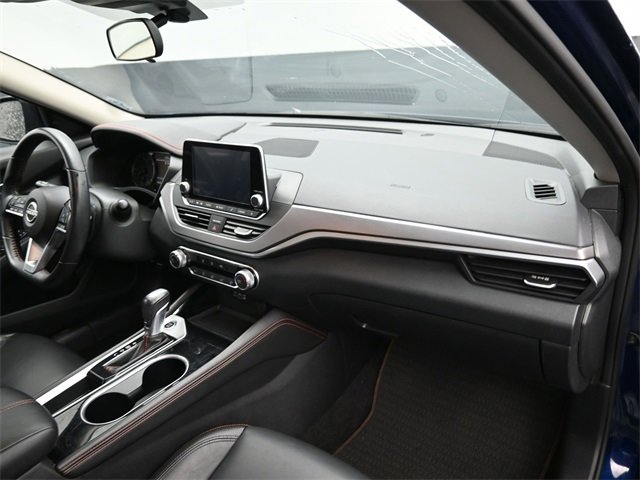 Used 2024 Nissan Altima 2.5 SR image 9