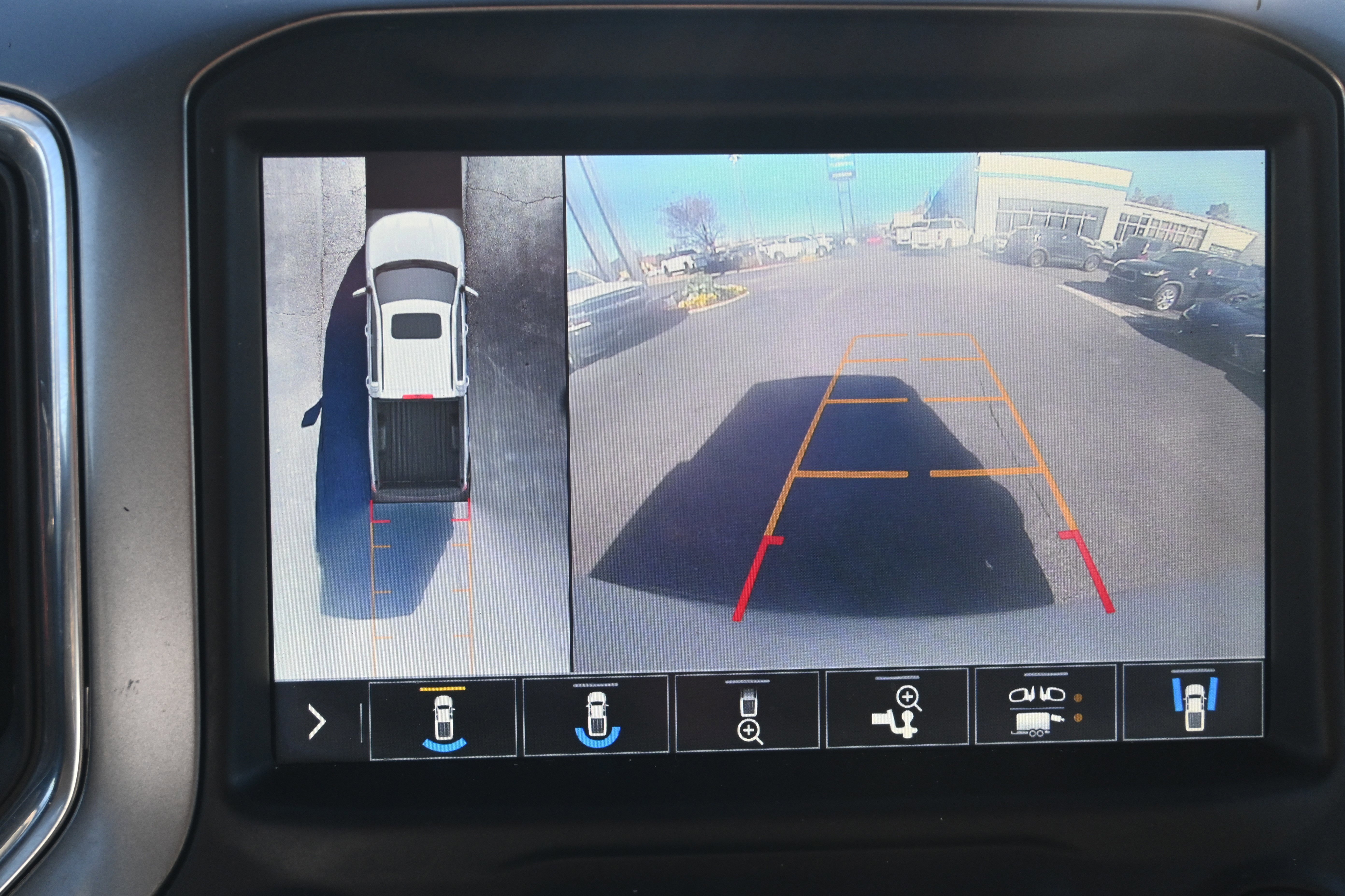 Used 2019 Chevrolet Silverado 1500 LTZ w/ LTZ Convenience Package image 25