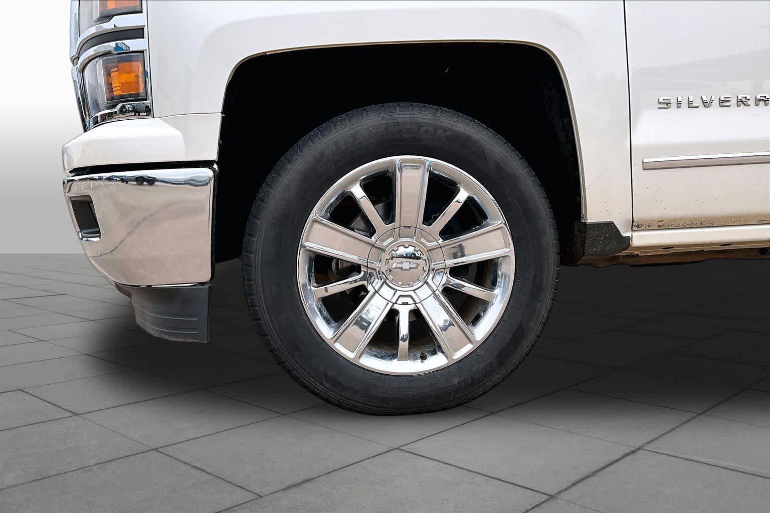 Used 2015 Chevrolet Silverado 1500 LT w/ All Star Edition AWD/4WD image 10