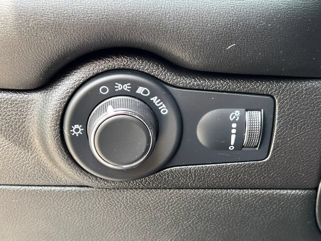 Used 2025 Dodge Durango R/T AWD/4WD image 25