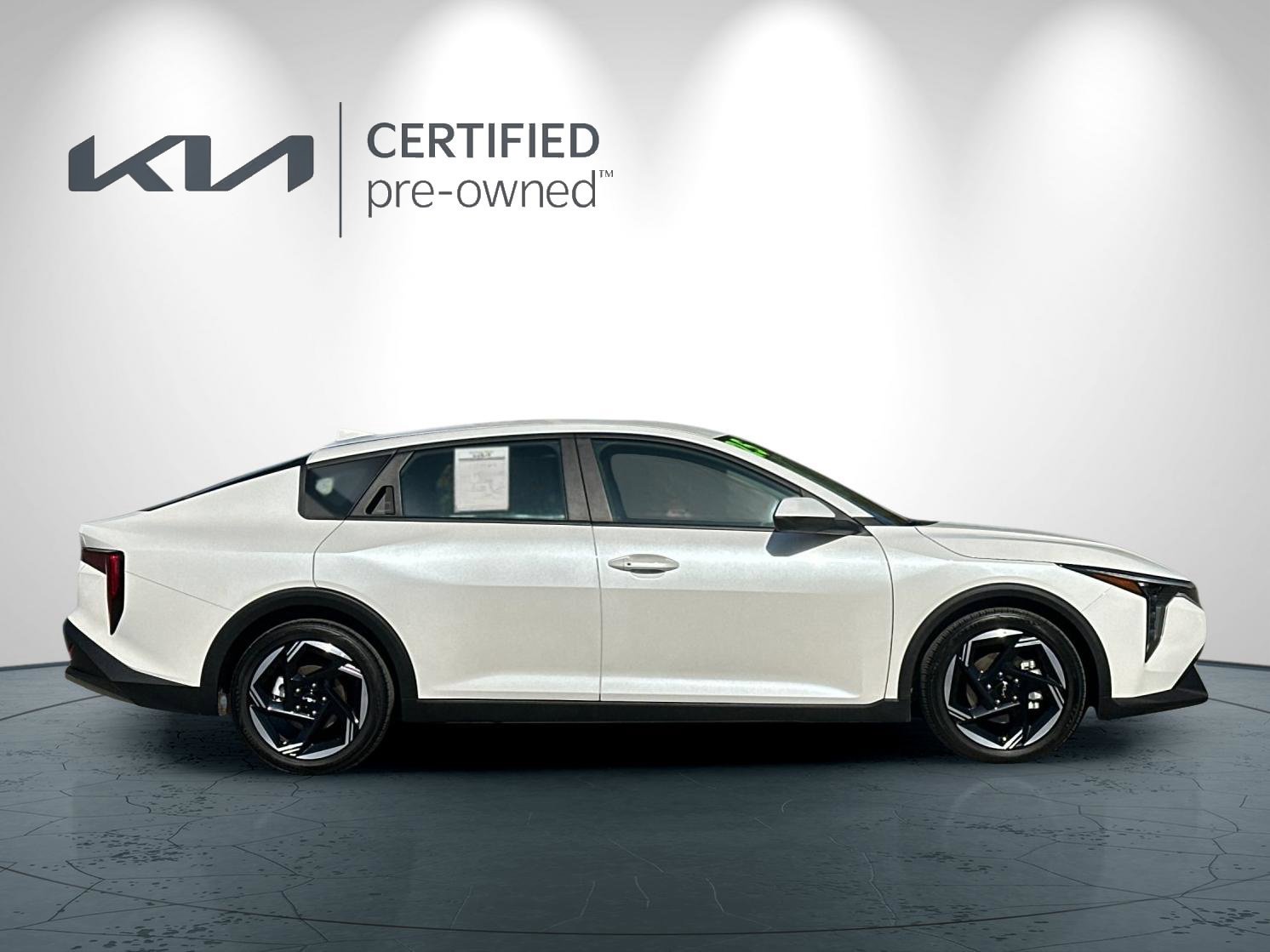 Certified 2025 Kia K4 EX FWD image 3