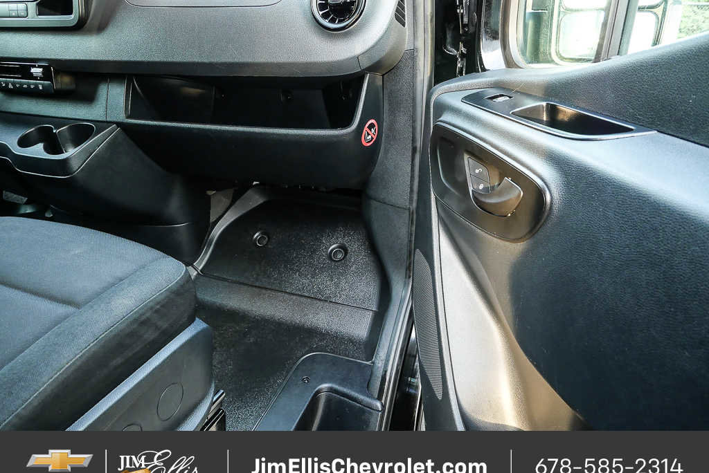 Used 2024 Mercedes-Benz Sprinter 2500 image 20