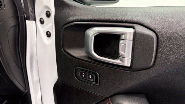 Used 2023 Jeep Wrangler Unlimited Rubicon 4xe AWD/4WD image 23