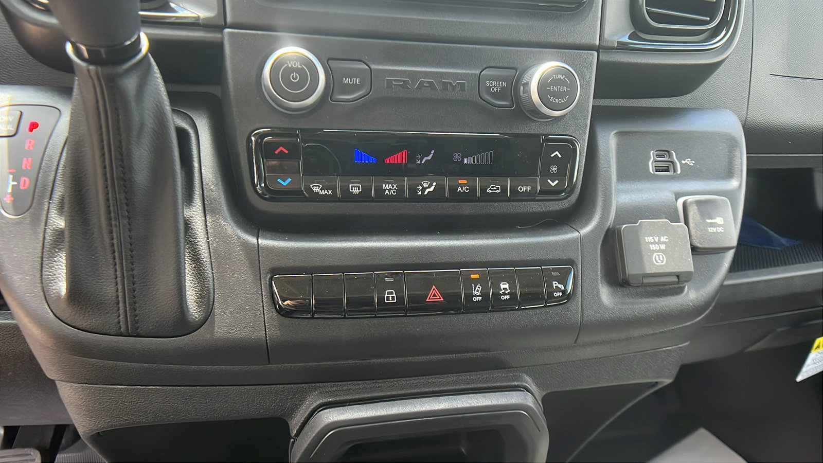New 2025 RAM ProMaster 2500 w/ Safety Group FWD image 27