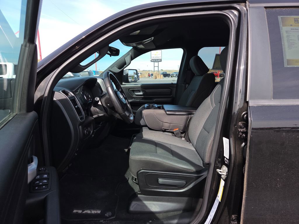 Used 2024 RAM 1500 Tradesman AWD/4WD image 10