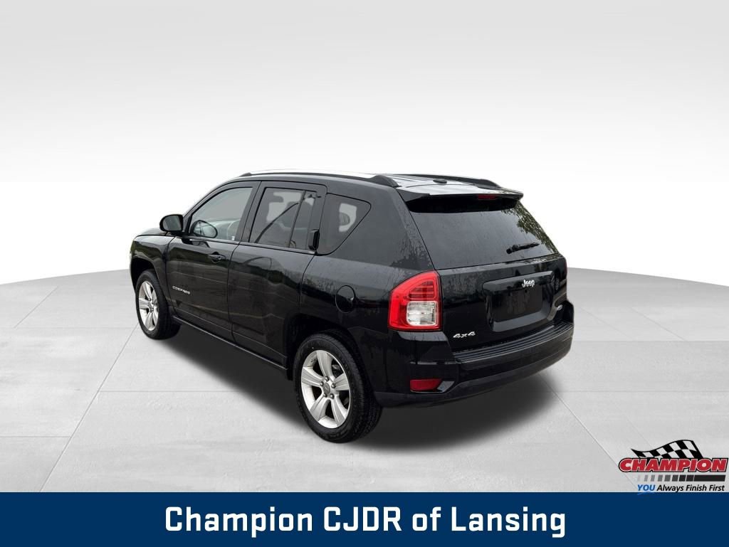 Used 2012 Jeep Compass Latitude AWD/4WD image 5