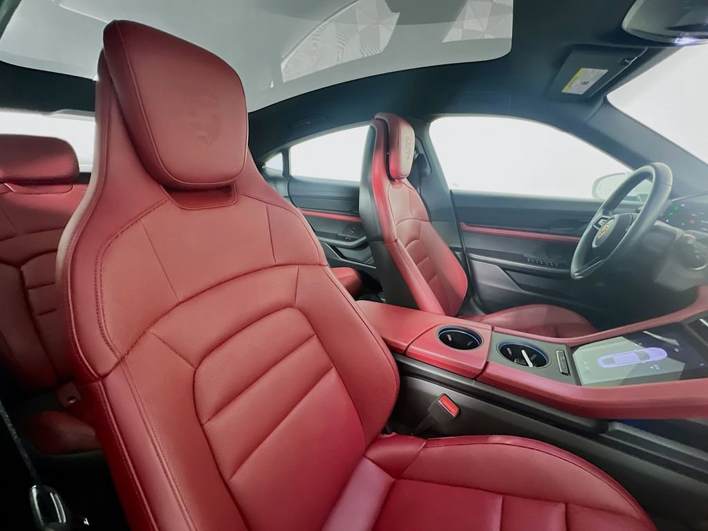 Certified 2022 Porsche Taycan image 30