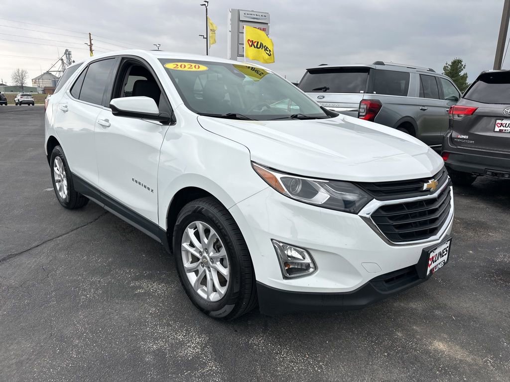 Used 2020 Chevrolet Equinox LT image 2
