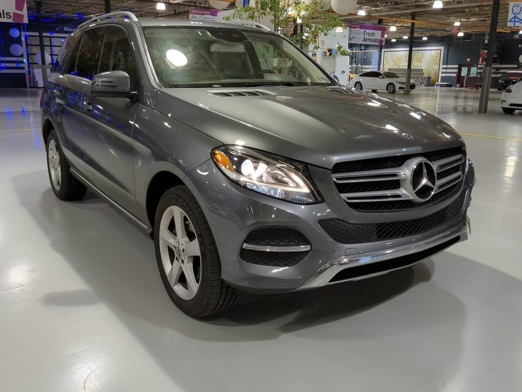 Used 2018 Mercedes-Benz GLE 350 4MATIC image 4