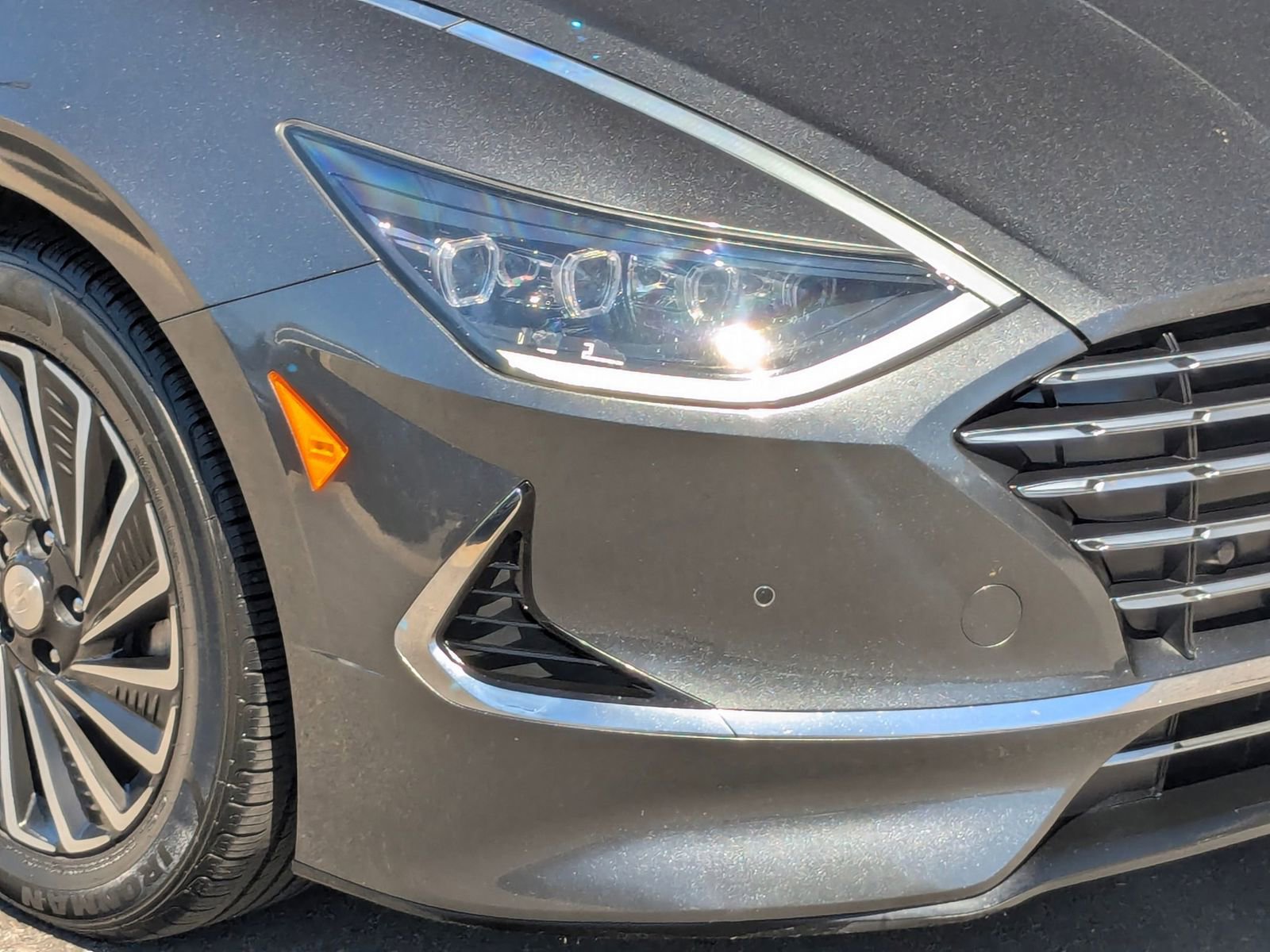 Used 2020 Hyundai Sonata Limited w/ Winter Weather Package FWD image 10