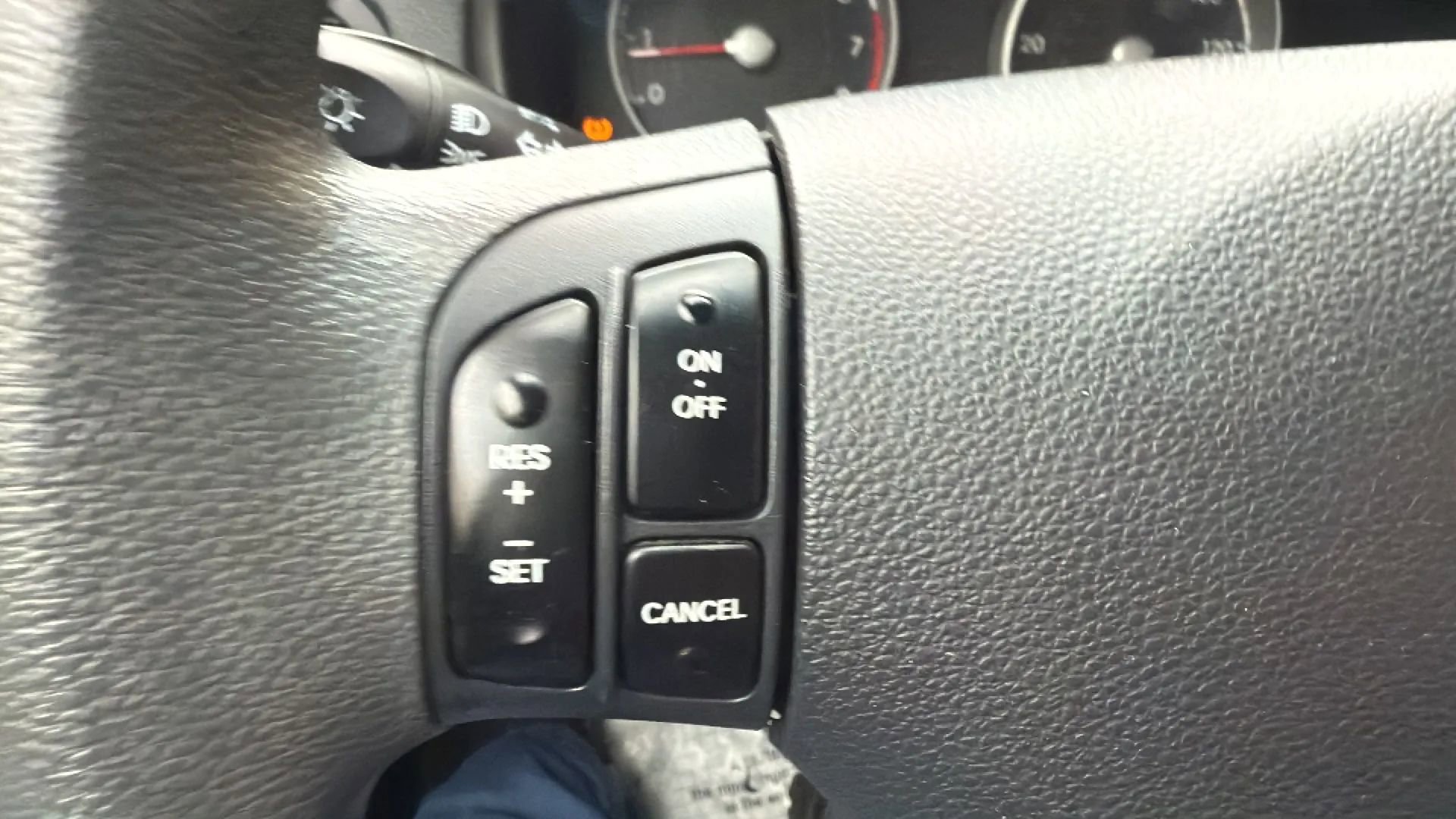 Used 2010 Hyundai Accent GLS w/ Premium Pkg 4 image 12