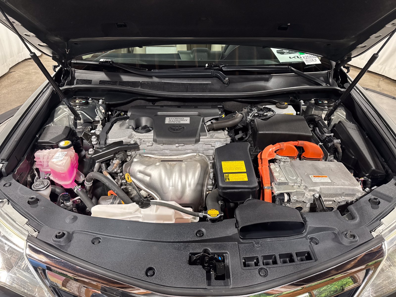 Used 2014 Toyota Camry XLE w/ Leather Package FWD image 24
