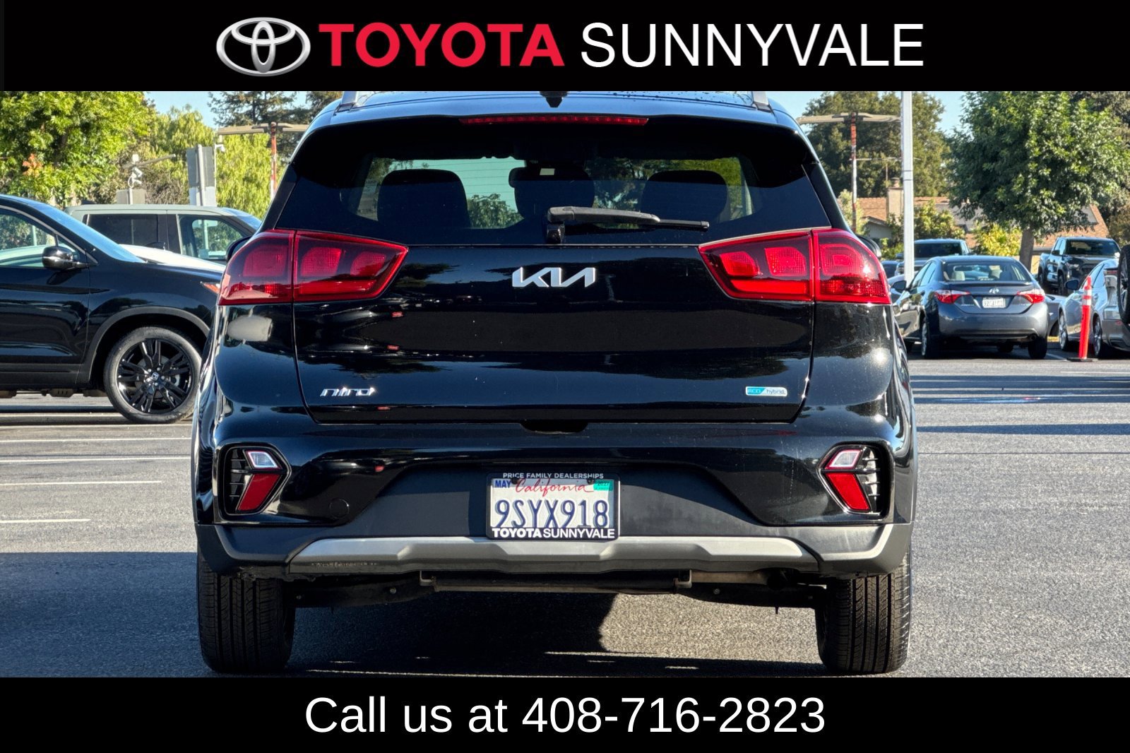 Used 2022 Kia Niro LXS w/ Digital Cluster Package FWD image 5