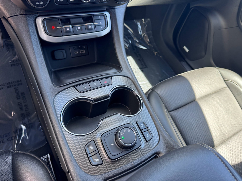 Used 2023 GMC Acadia SLT AWD/4WD image 11