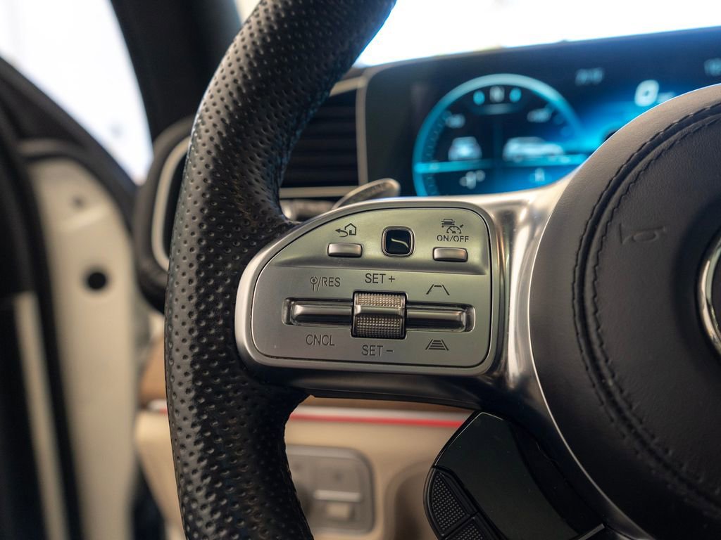 Used 2022 Mercedes-Benz GLS 63 AMG 4MATIC image 18