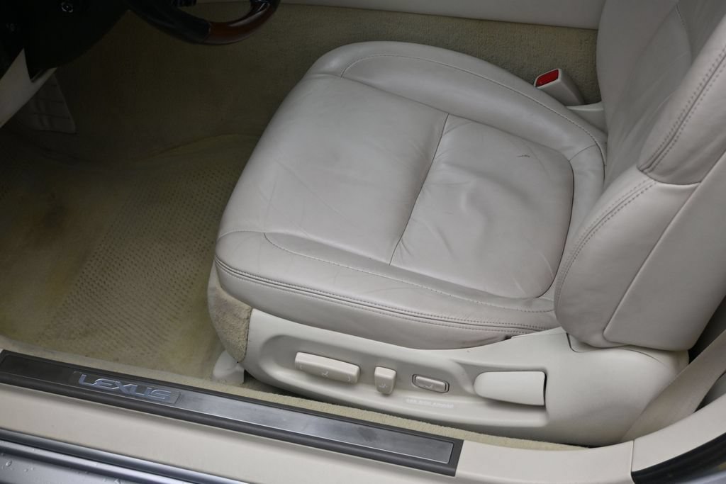 Used 2007 Lexus SC 430 Convertible w/ Preferred Accessory Pkg RWD image 13