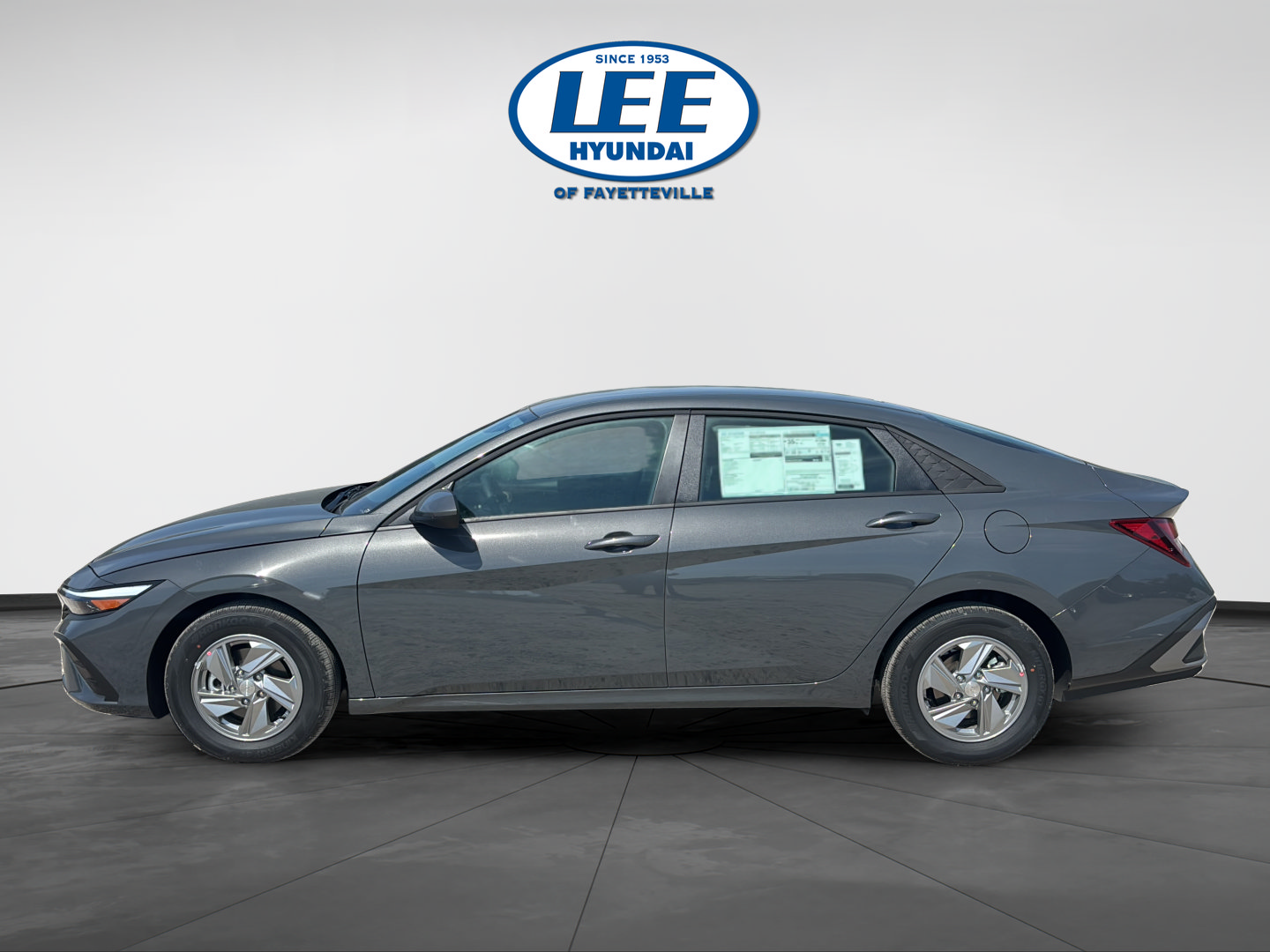 Certified 2026 Hyundai Elantra SE FWD image 6